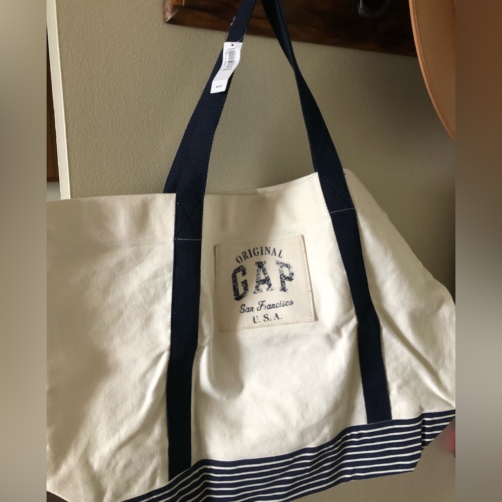 NWT Gap large cotton canvas boat tote